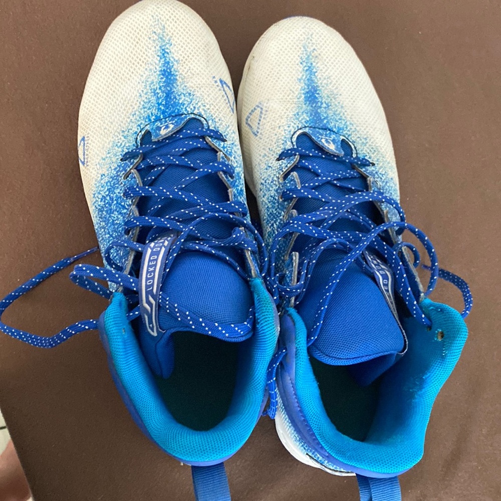 Under armor football cleats